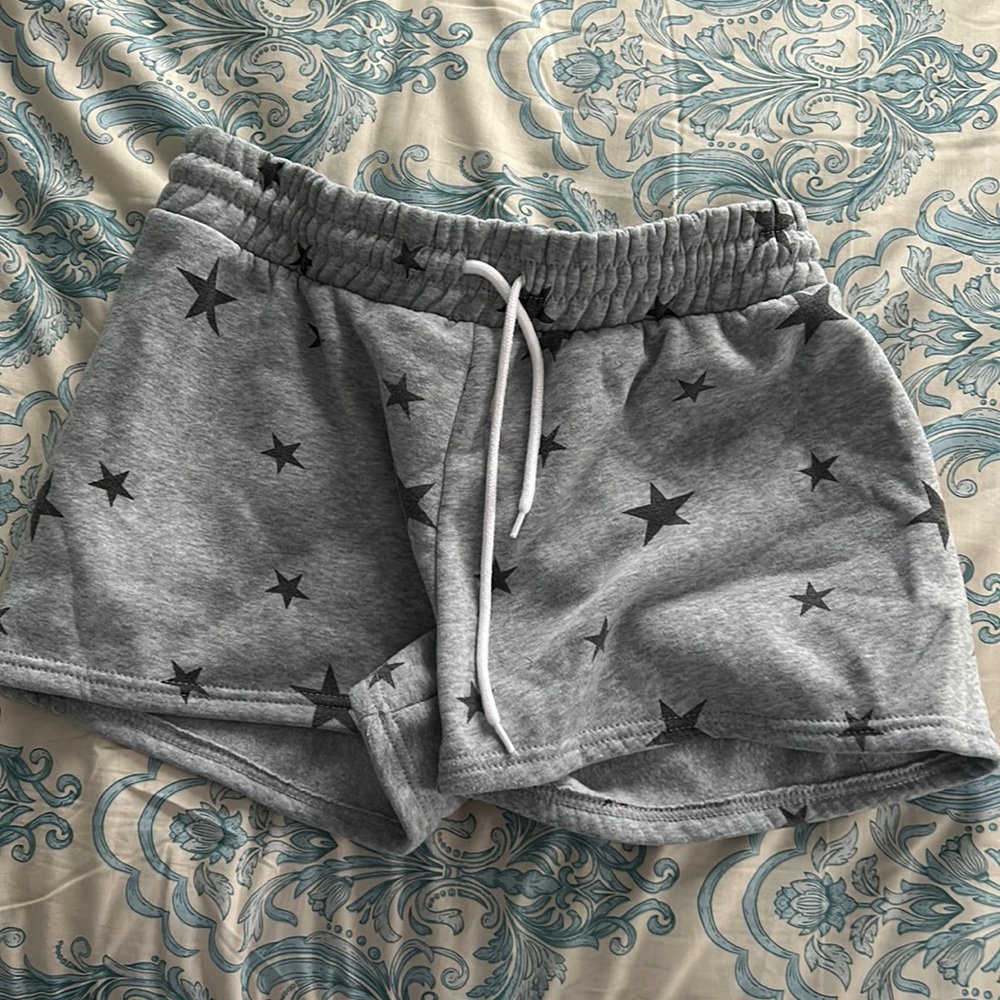 Star shorts